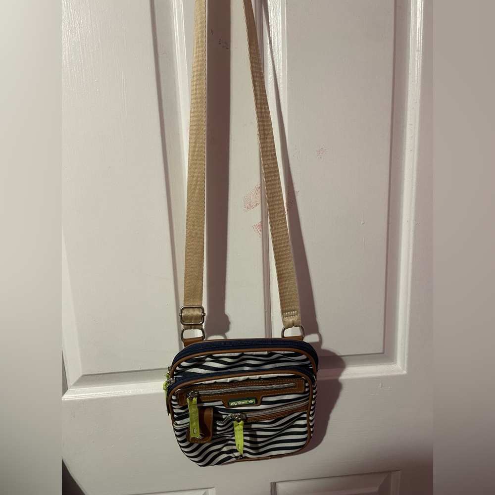 Fly bloom cross body Bag